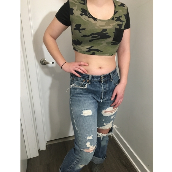 Distressed Levi's 501 Boyfriend jeans 🤯 - Picture 5 of 7